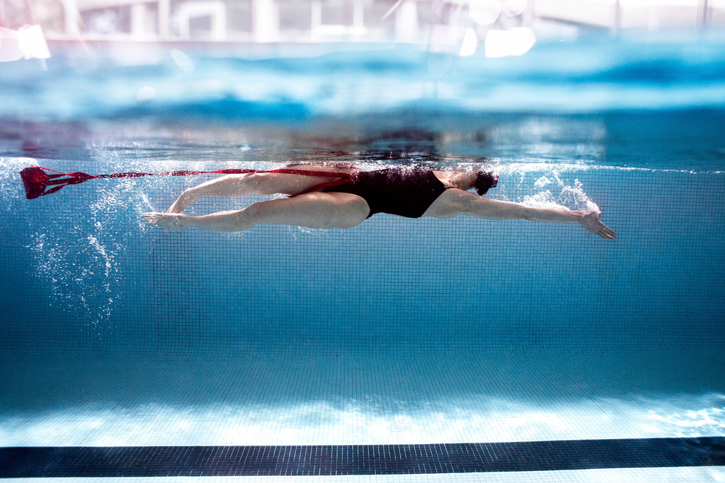 Finis Parachute
